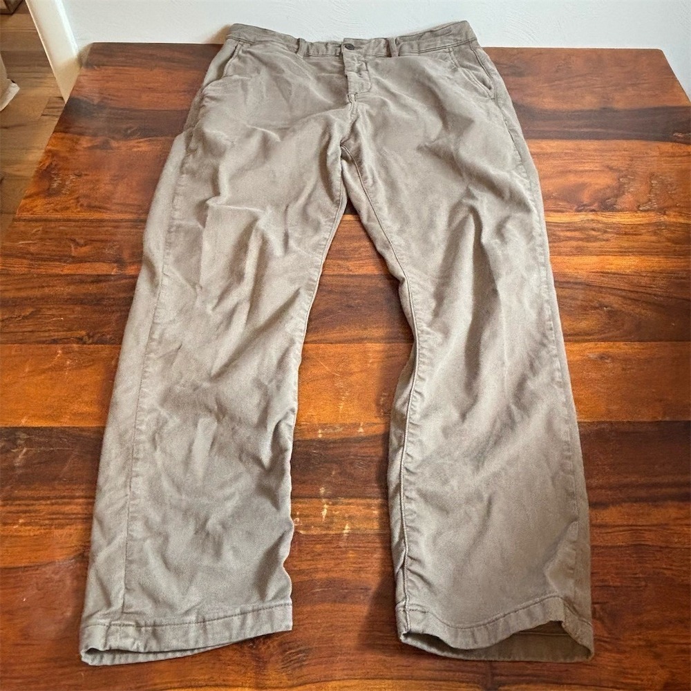 Coastline Chino Pants Mens 33x30 Gray Tailored Fit Stretch Flat Front